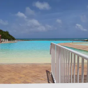 Coco Des Iles Saint-Francois (Grande-Terre)